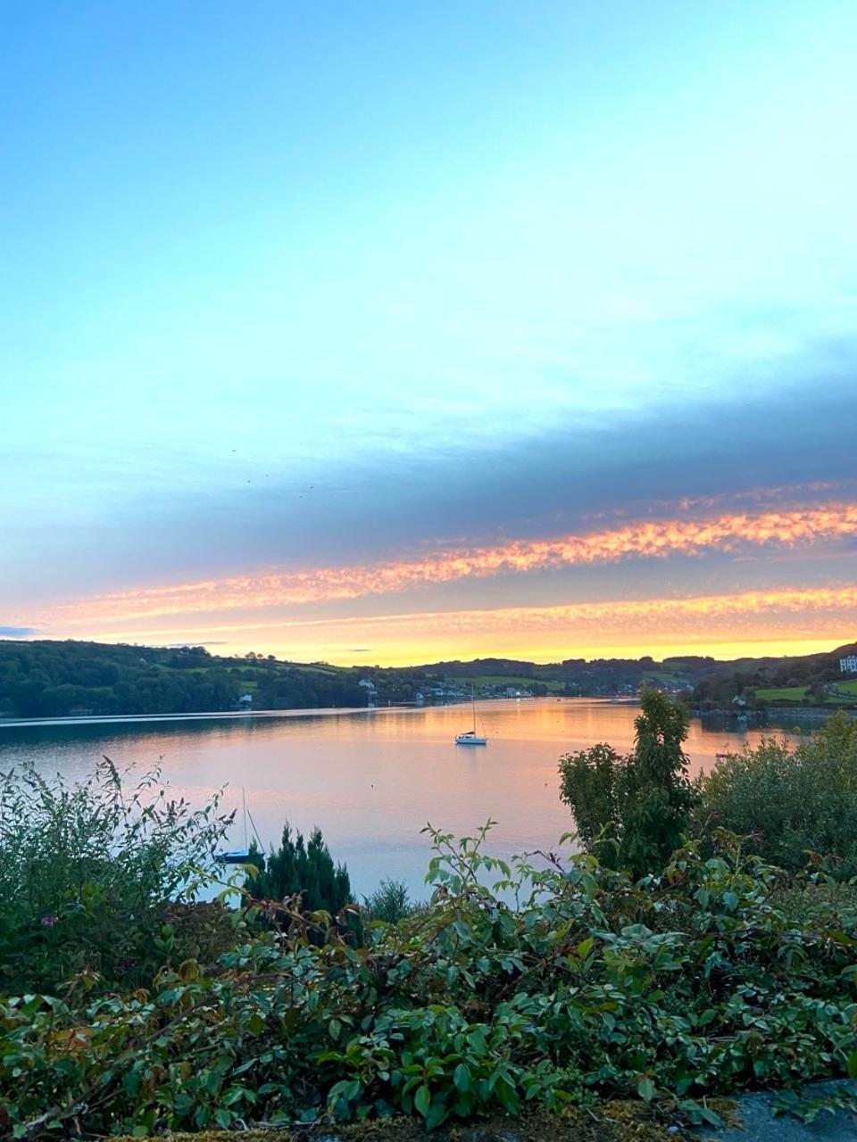 The Glandore Hideaway With 4 En Cork